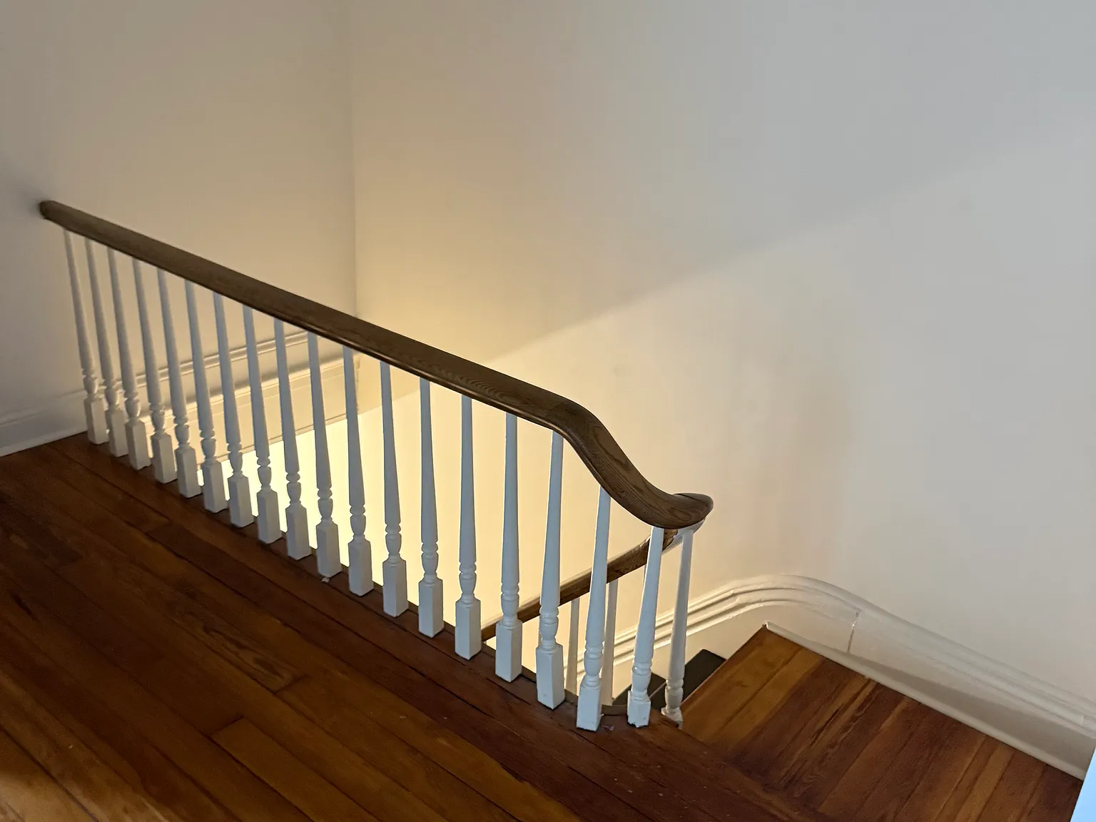 3 bed, 1200 sqft, $1,000 — Photo 2