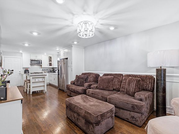 5th image of 4041 W 56th St