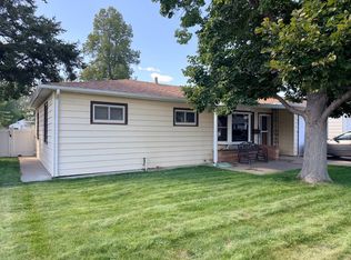 1216 Missouri Ave, Alliance, NE 69301