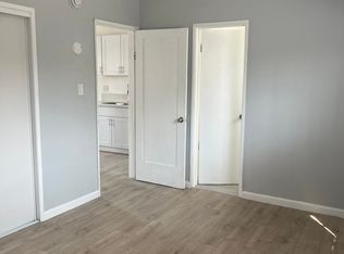 11718 S Budlong Ave #2, Los Angeles, CA 90044