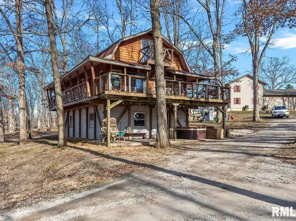 2682 N 730 East Rd, Mechanicsburg, IL 62545