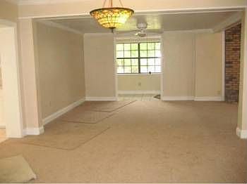 2nd image of 112 Pine Dr