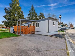 790 N Riviera Dr TRAILER 6, Boise, ID 83703
