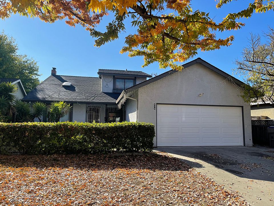 1st image of 474 McCamish Ave