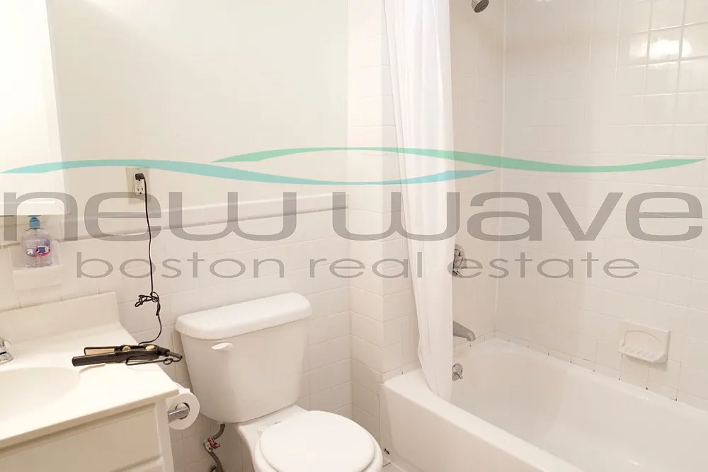 1 bed, 550 sqft, $2,800 — Photo 1