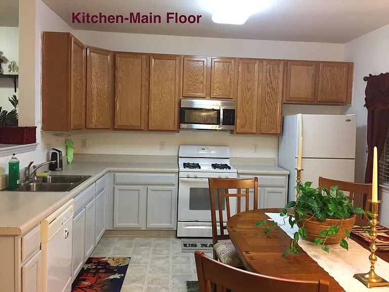2830 Barrymore St #102 — Photo 3