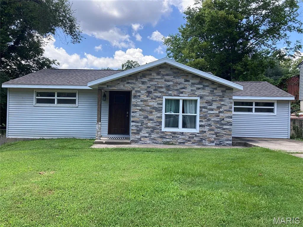 1421 Henderson Avenue - 1 — Photo 1