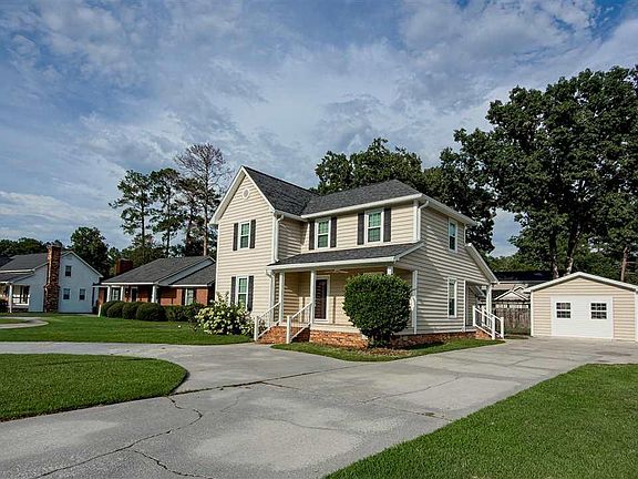 4th image of 764 Corbett Pl