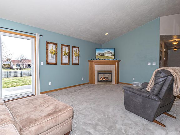 4th image of W6488 Brandon Ct
