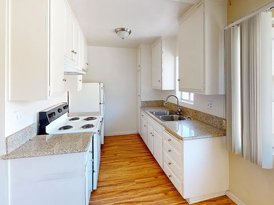 1st image of 1699 Amberwood Dr APT 209