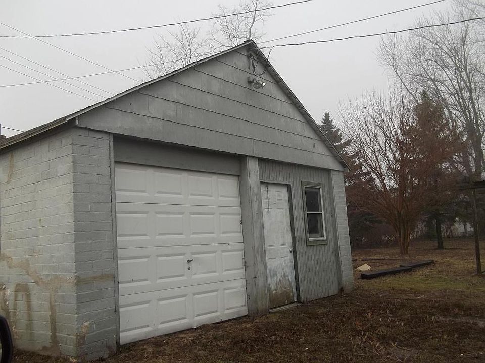 2nd image of 3953 Main St SE Suite 29