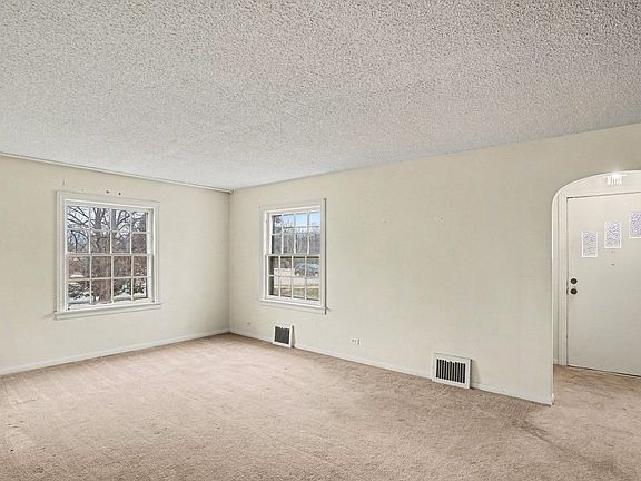 3rd image of 3600 183rd St