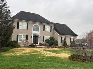 16211 Wishard Rd, Hagerstown, MD 21740