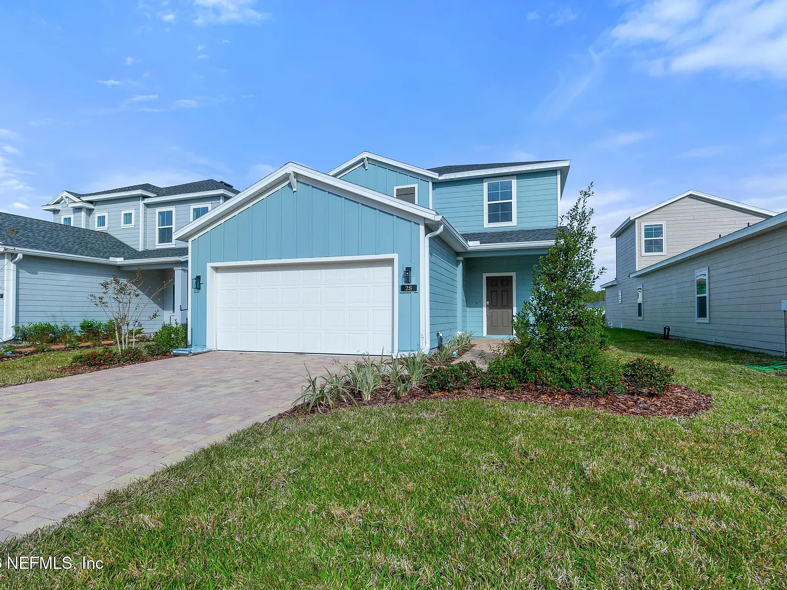 4 bed, 3.0 bath, 2088 sqft, $2,700 — Photo 2
