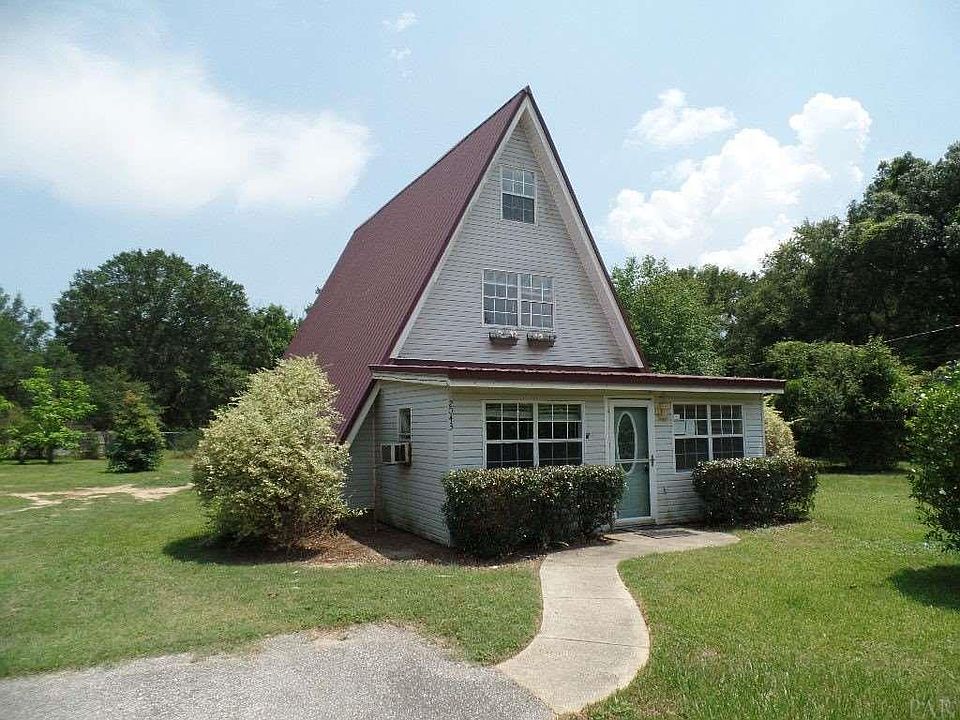 1st image of 2043 N Roberts Cir