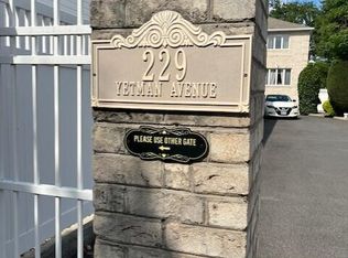 229 Yetman Ave, Staten Island, NY 10307
