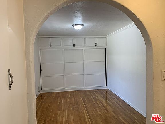 2nd image of 926 S Bedford St APT 3