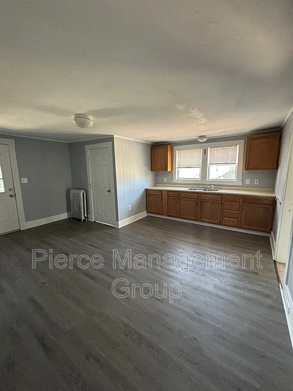 1 bed, 1.0 bath, $1,600 — Photo 4