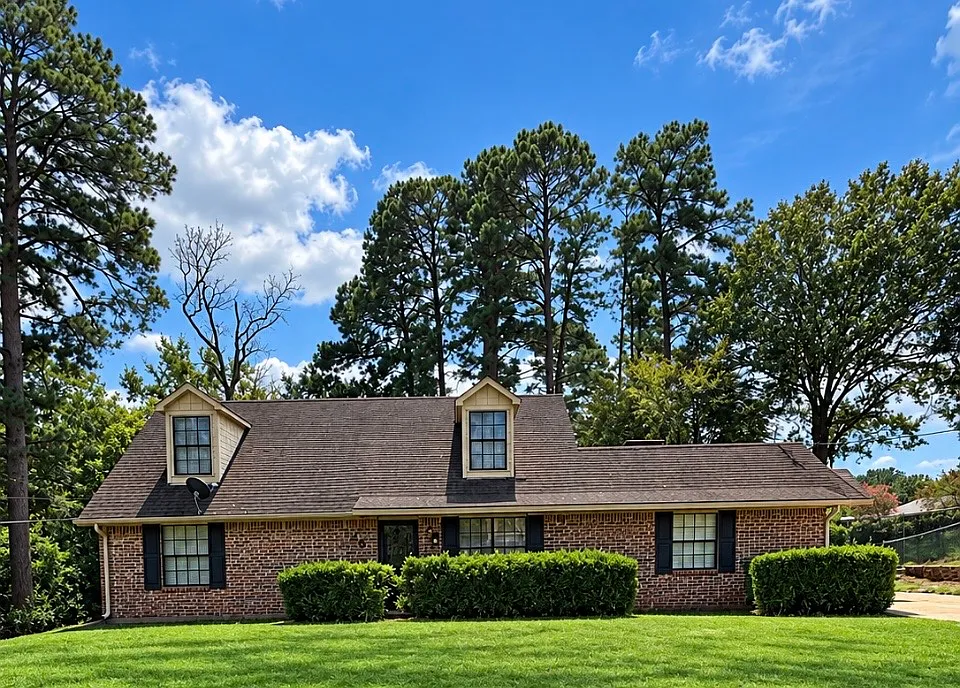 135 Longhorn Dr
