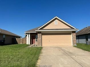15105 Pidmont Ln, College Station, TX 77845