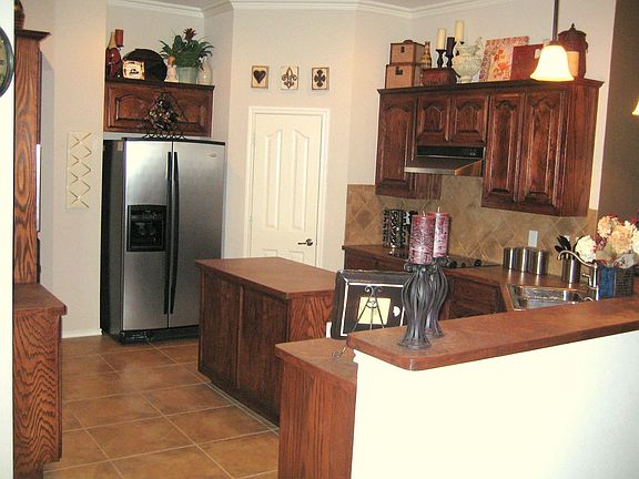 5th image of 4052 Landisburg Trl
