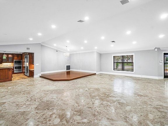 4th image of 2150 NW 23rd Way