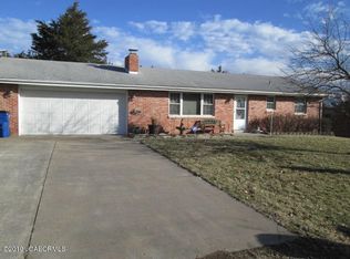 7105 Redbird Dr, Jefferson City, MO 65101