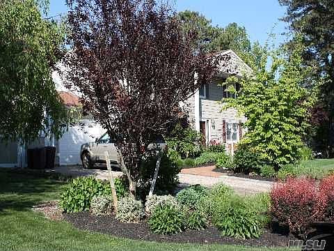 3rd image of 15 Jamar Dr