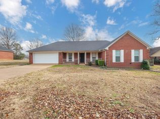 358 McO Rd, Jackson, TN 38305
