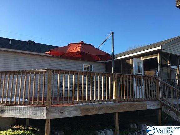 4th image of 119 Quiet Ln