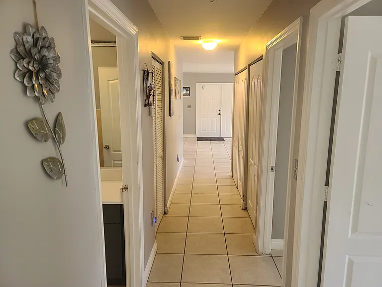 2884 SW 36th Ave — Photo 12