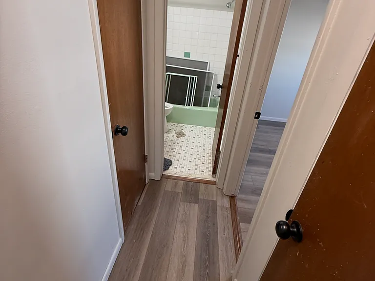 1364 10th Ave SE #3 — Photo 8