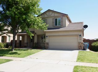 1890 Fall River Dr, Linda, CA