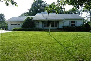 2nd image of 122 Faber Rd