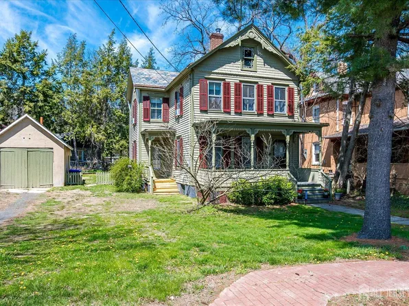 160 Main St, East Brunswick, NJ 08816