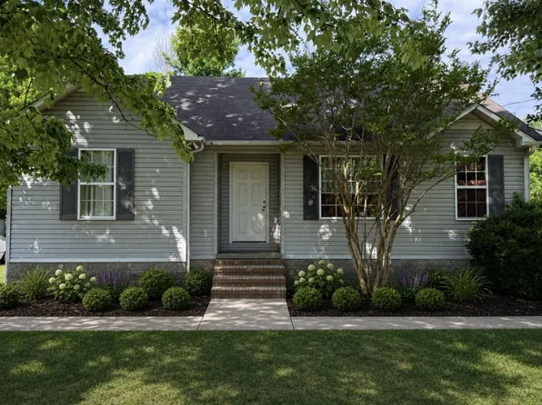 236 Bookout Ln, Cowan, TN 37318