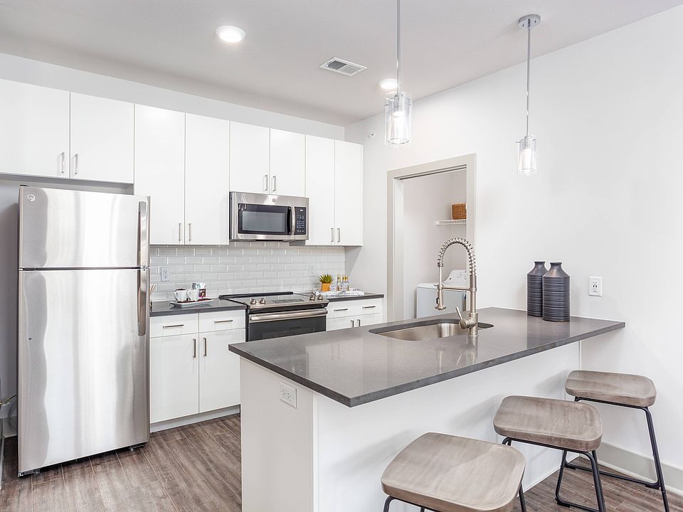 Quartz Countertops in Phase 2 Apartments