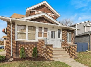 8051 Racine Rd, Warren, MI 48093