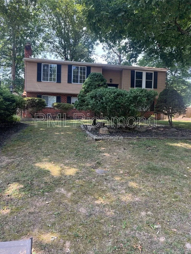 5 bed, 3.0 bath, 1988 sqft, $2,675 — Photo 1
