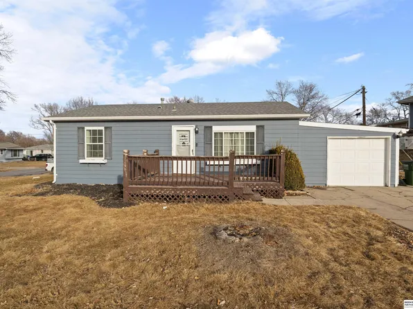 7701 Braun Ave, La Vista, NE 68128