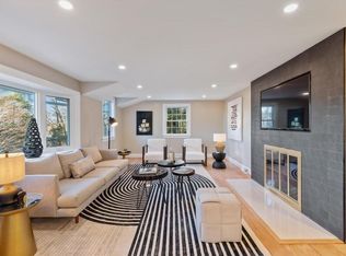 365 Blue Hill Dr, Westwood, MA 02090