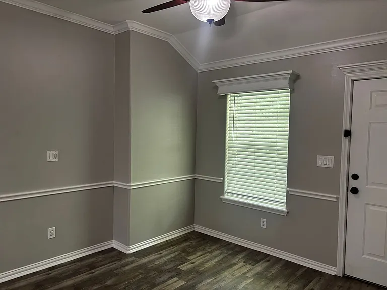 227 Greenleaf St — Photo 7
