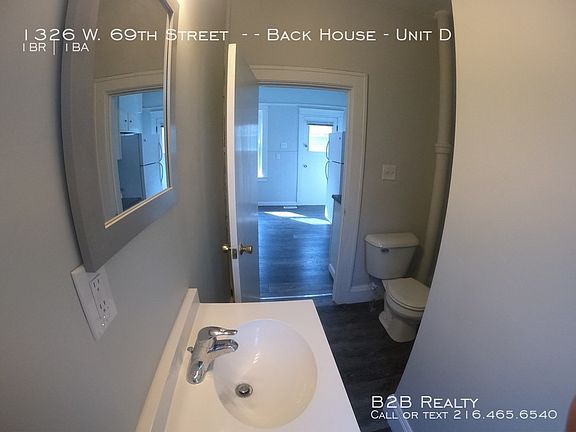 3rd image of 1326 W 69th St Unit D