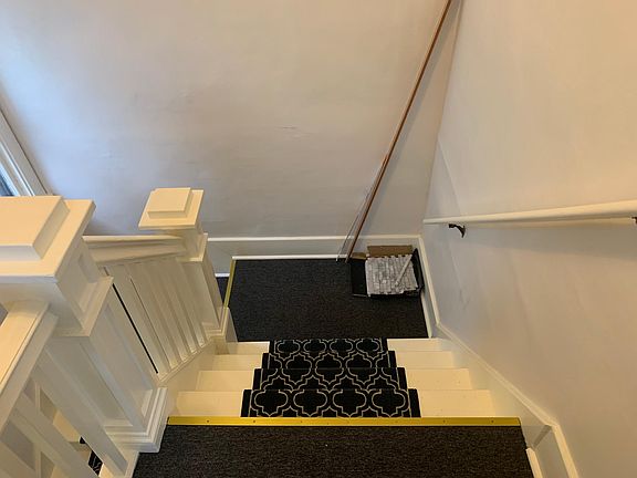 5th image of 369 Linden Ave #2