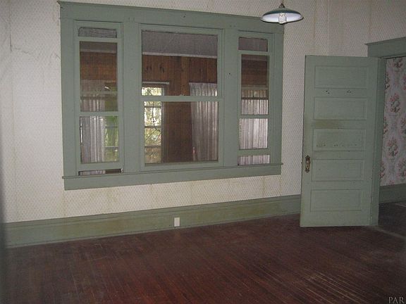 3rd image of 1311 N 15th Ave