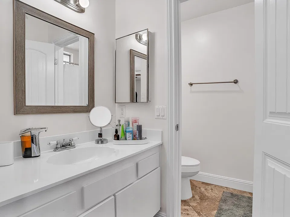 3784 Nectarine Cir #4