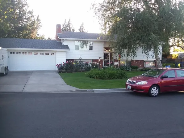 945 Frazier Dr, Walla Walla, WA 99362