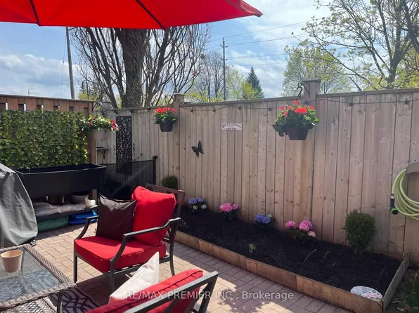 8351 McLaughlin Rd S #127, Brampton, ON L6Y 4H8