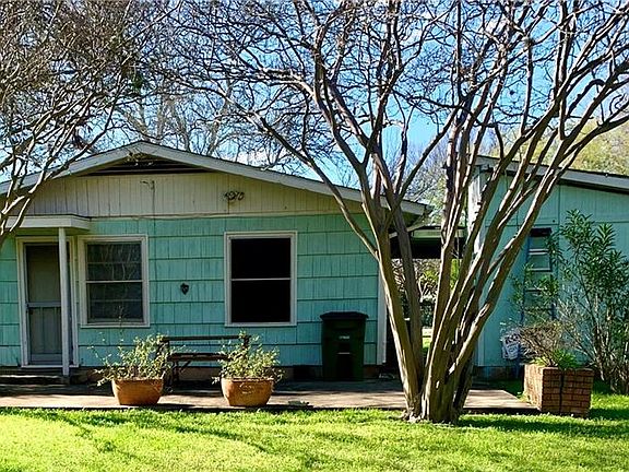5th image of 3015 Fontana Dr