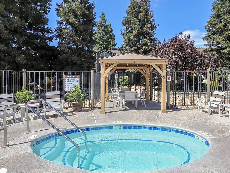 Spa at Pool 2